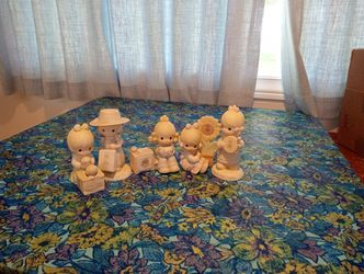 Precious Moments Collection $40
