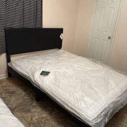 BRAND NEW QUEEN SIZE BED FRAME 