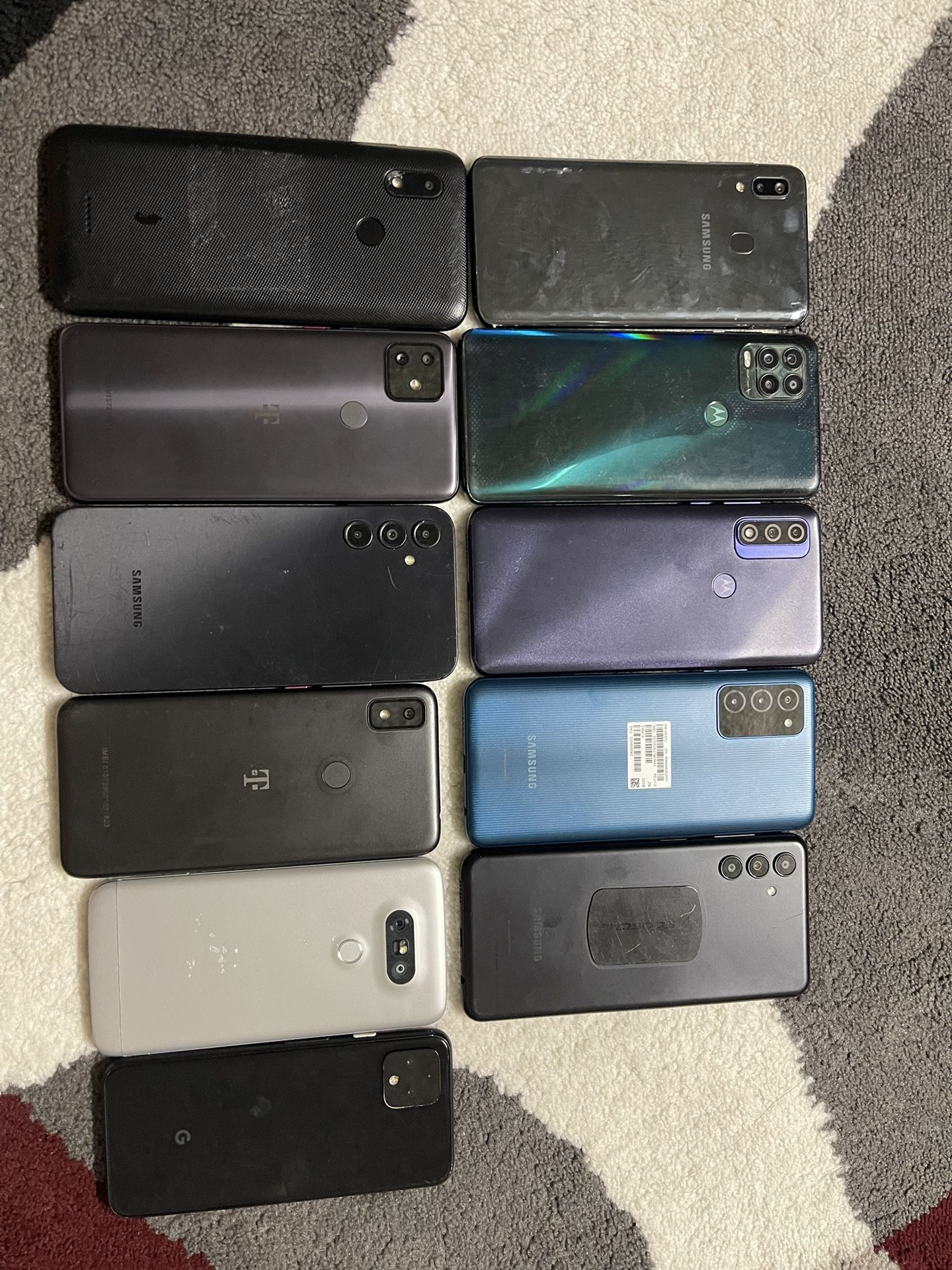 Unlocked Phones 40 Each ( Please Read)