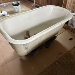 Clawfoot Tub