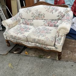 FREE COUCH