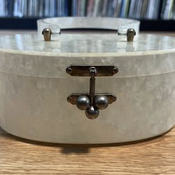 Vintage White Pearl Color lucite Handbag