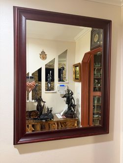 Traditional mirror