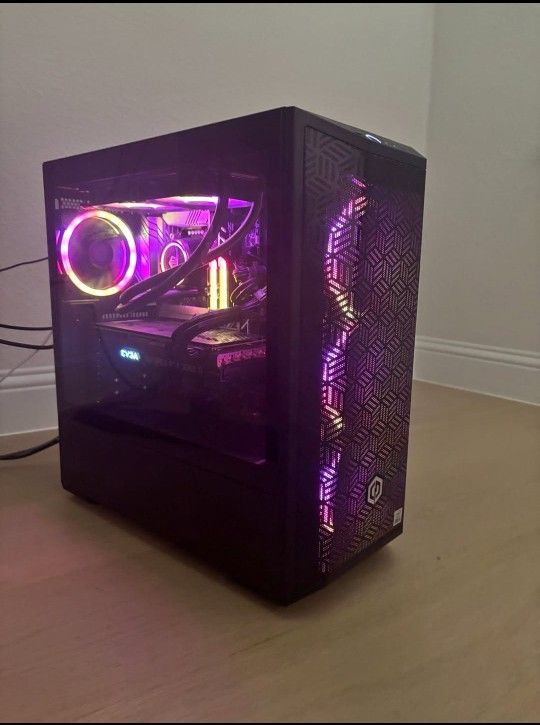 Gaming PC Excellent condition (no trades)