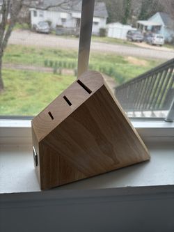 Knife block
