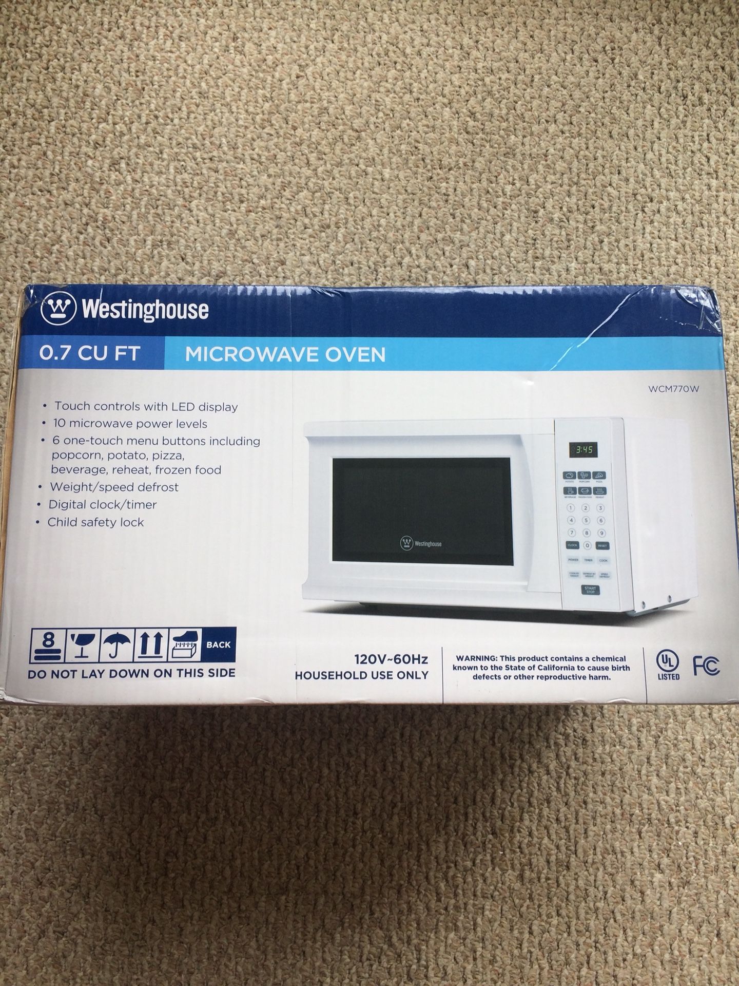 Westinghouse microwave oven wcm770W NIB