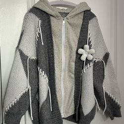 Layered Knit Hoodie Cardigan – Faux Two-Piece Style with Cute Flower