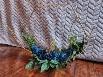 Butterfly Floral Decorative Table Topper