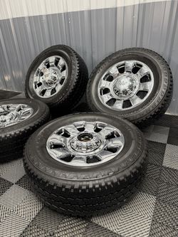 2025 Ford F250 King ranch wheels and tires