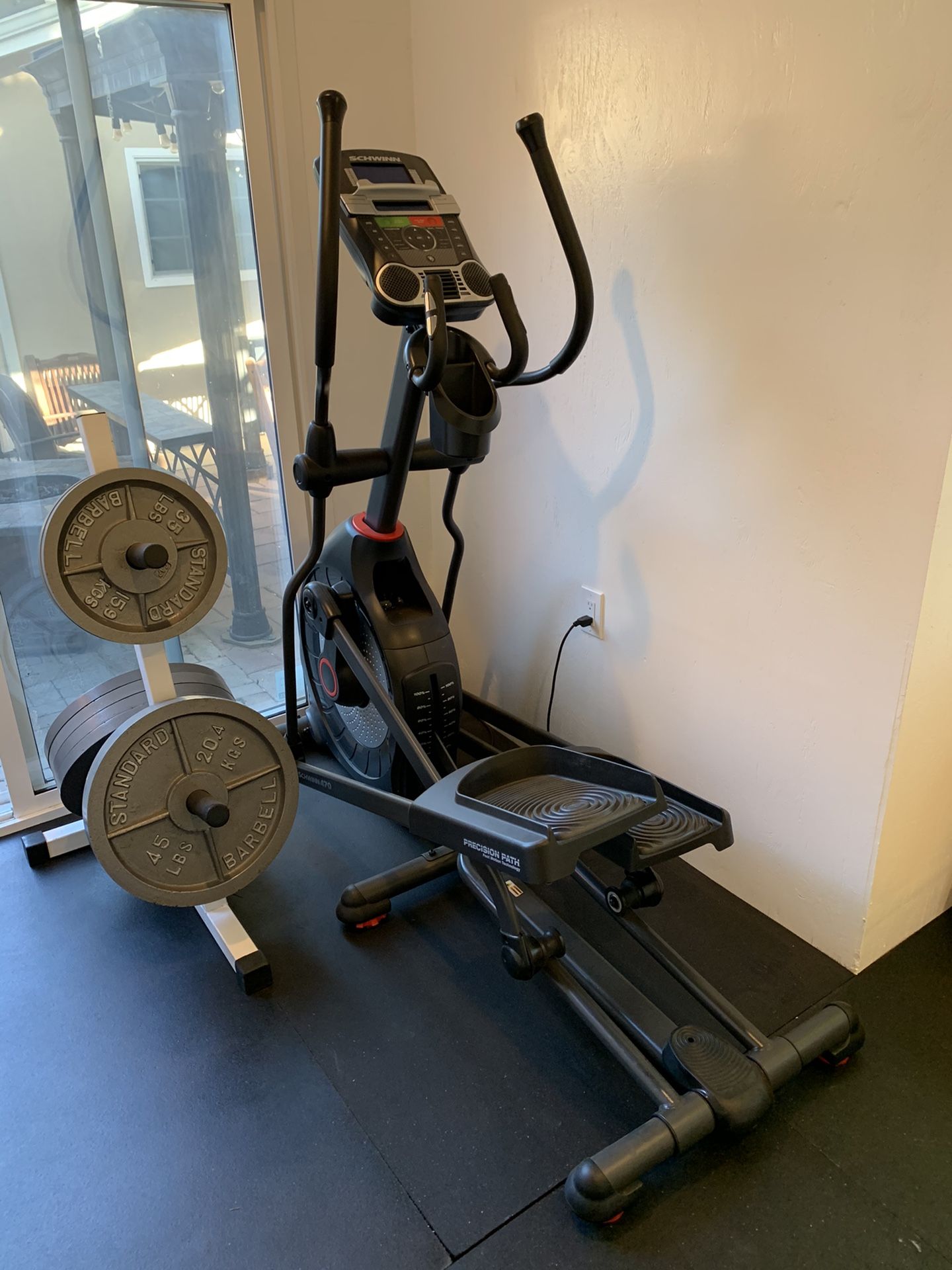 Schwinn 470 Elliptical