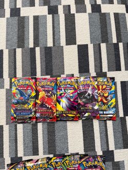 Pokémon 5 pack variety bundle