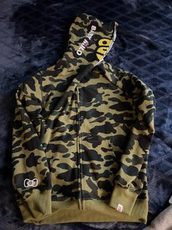 BAPE/HELLO KITTY SWEATER ZIP UP