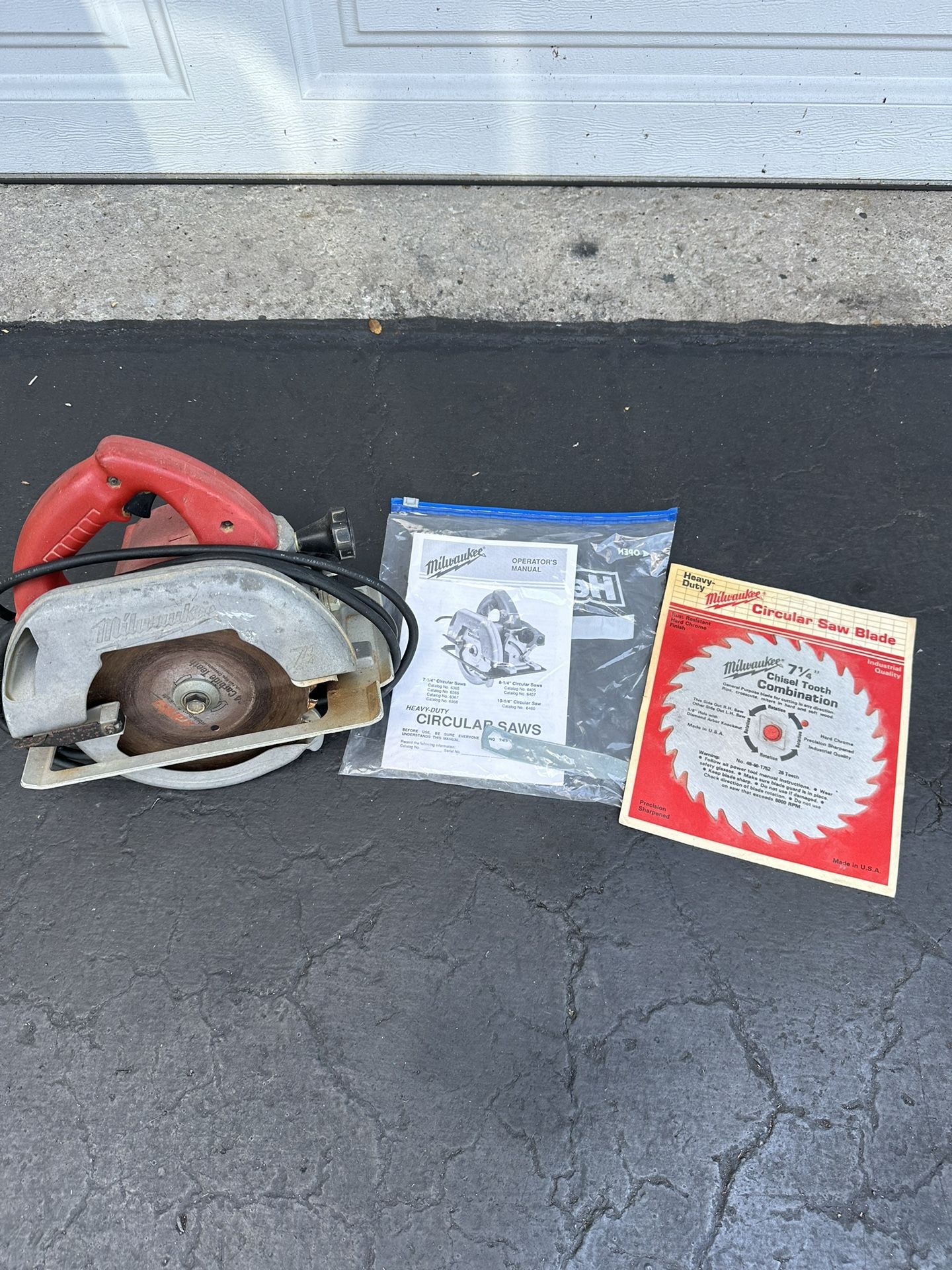 Milwaukee Circular Saw