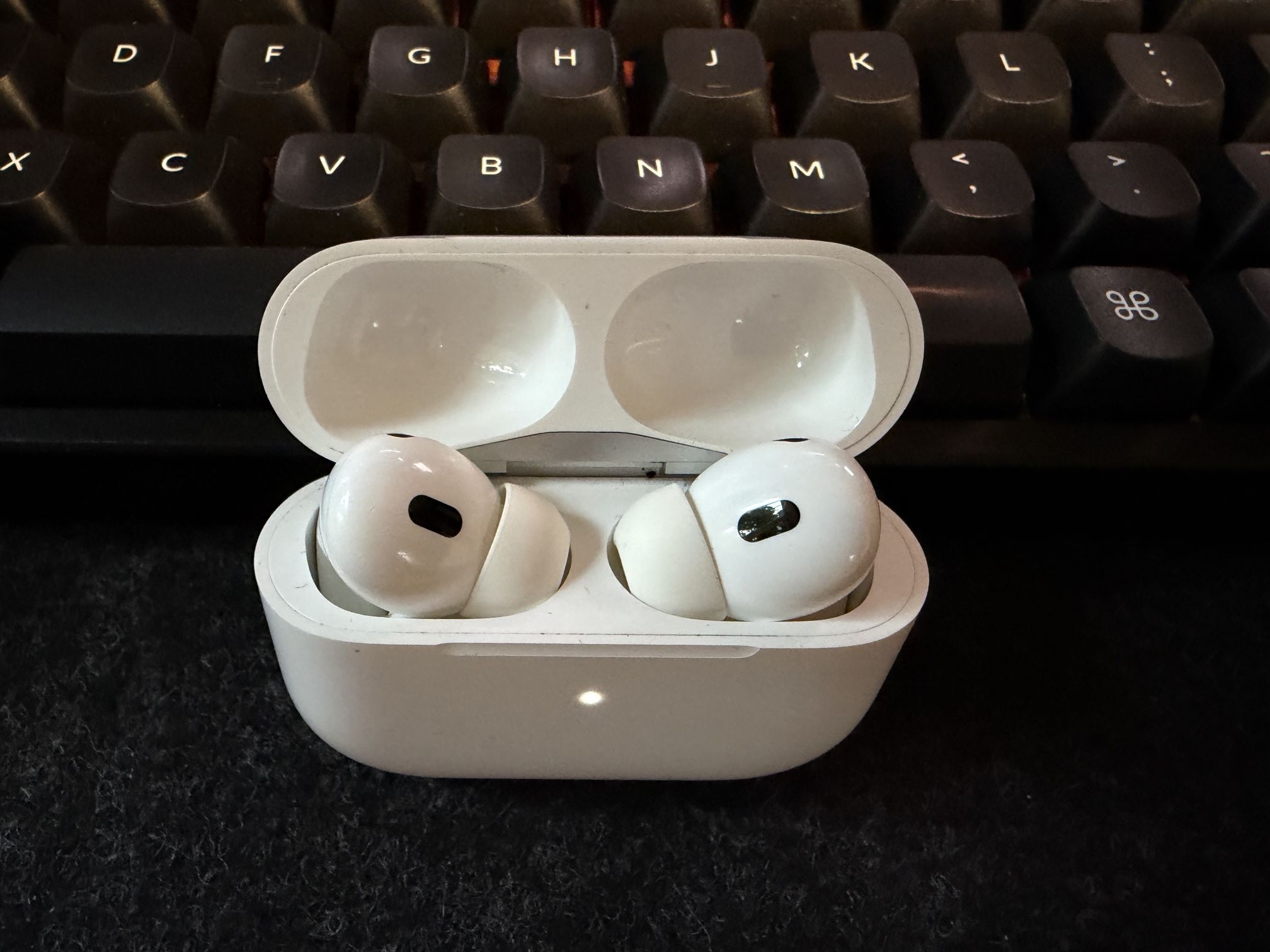 Airpods Pro 2nd generation (Lightning)