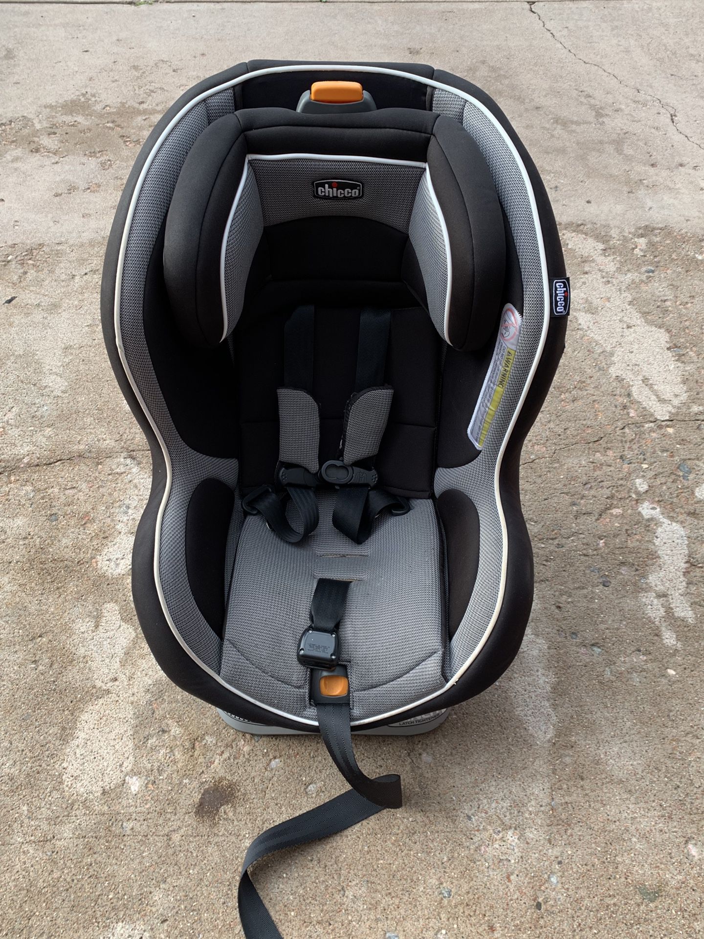 Chicco Recline Sure Car seat