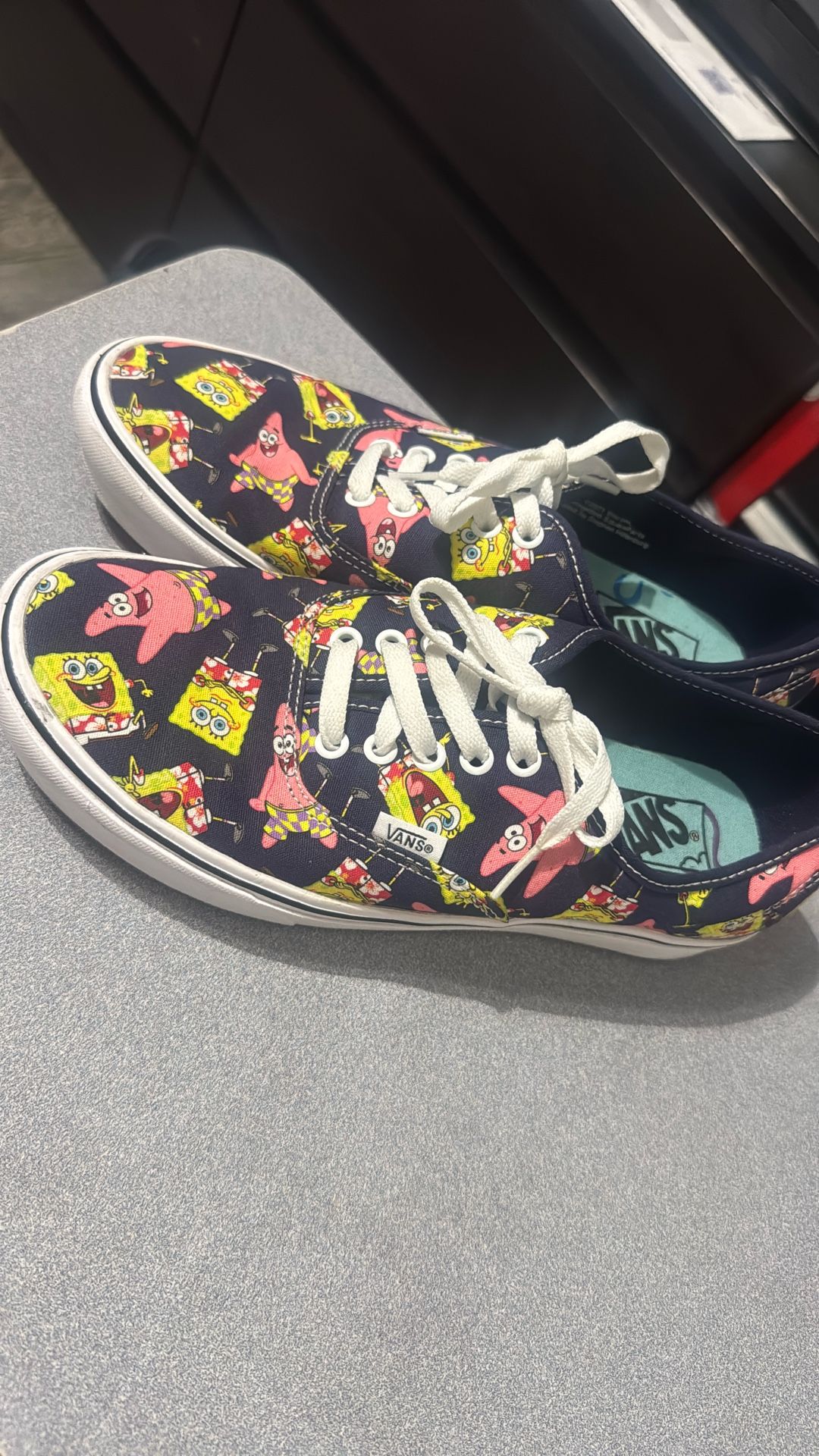 Spongebob Vans Size 9