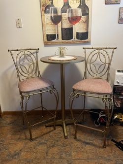 Table And Chairs 