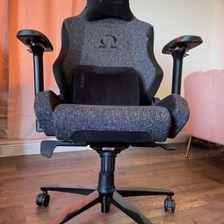 Secret lab omega gaming chair