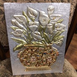 Beautiful  Tulip Flower Pot Made Of Aluminum  