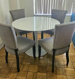 VERA White marble top round coffee table for 4