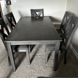 Dining table + 6 Chairs