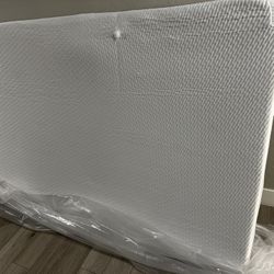 Full Tuft & Needle Mattress