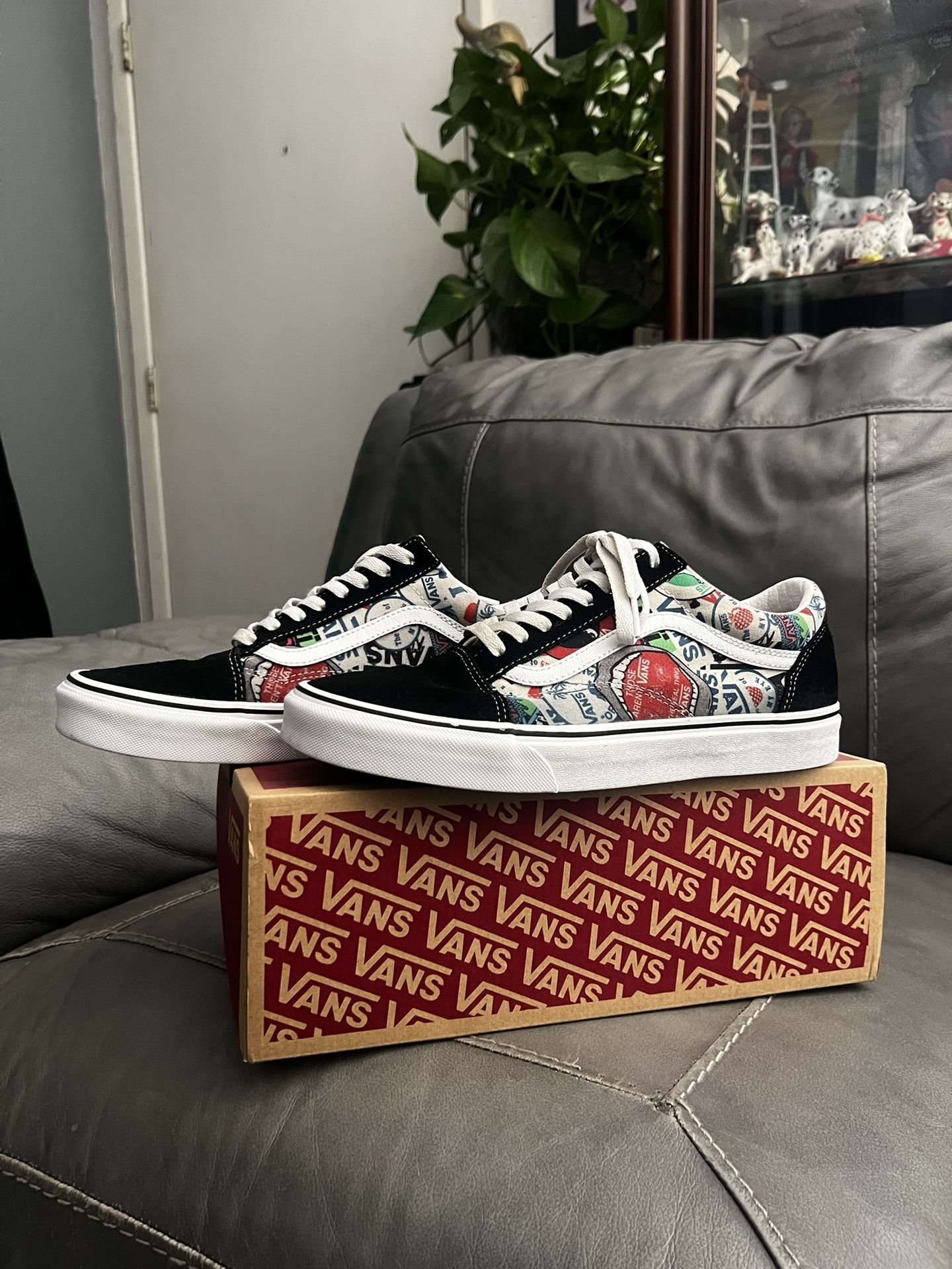 Old Skool (Vans Mash Up)/Stickers Size 10.5 Men