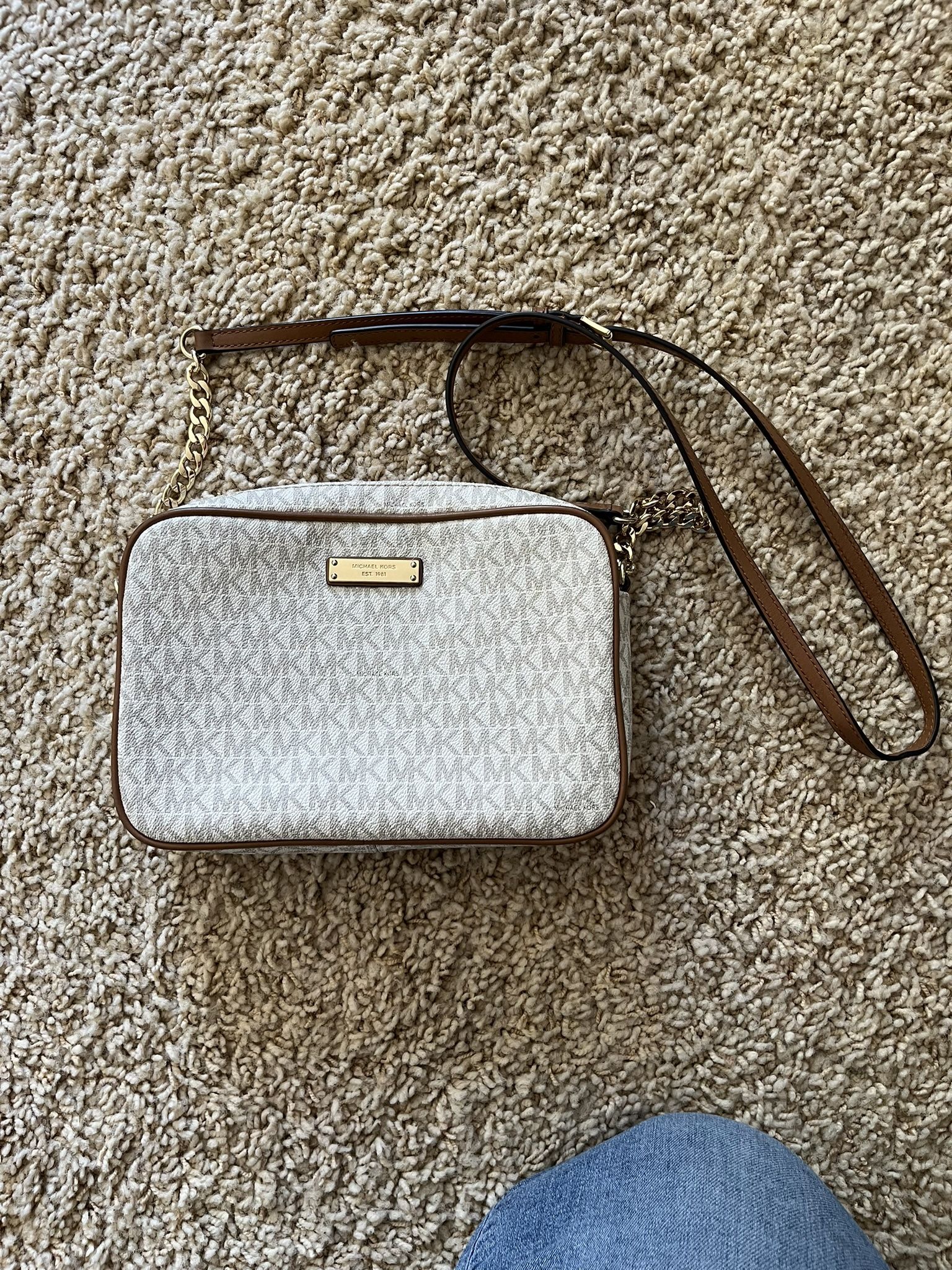 Michael Kors Crossbody