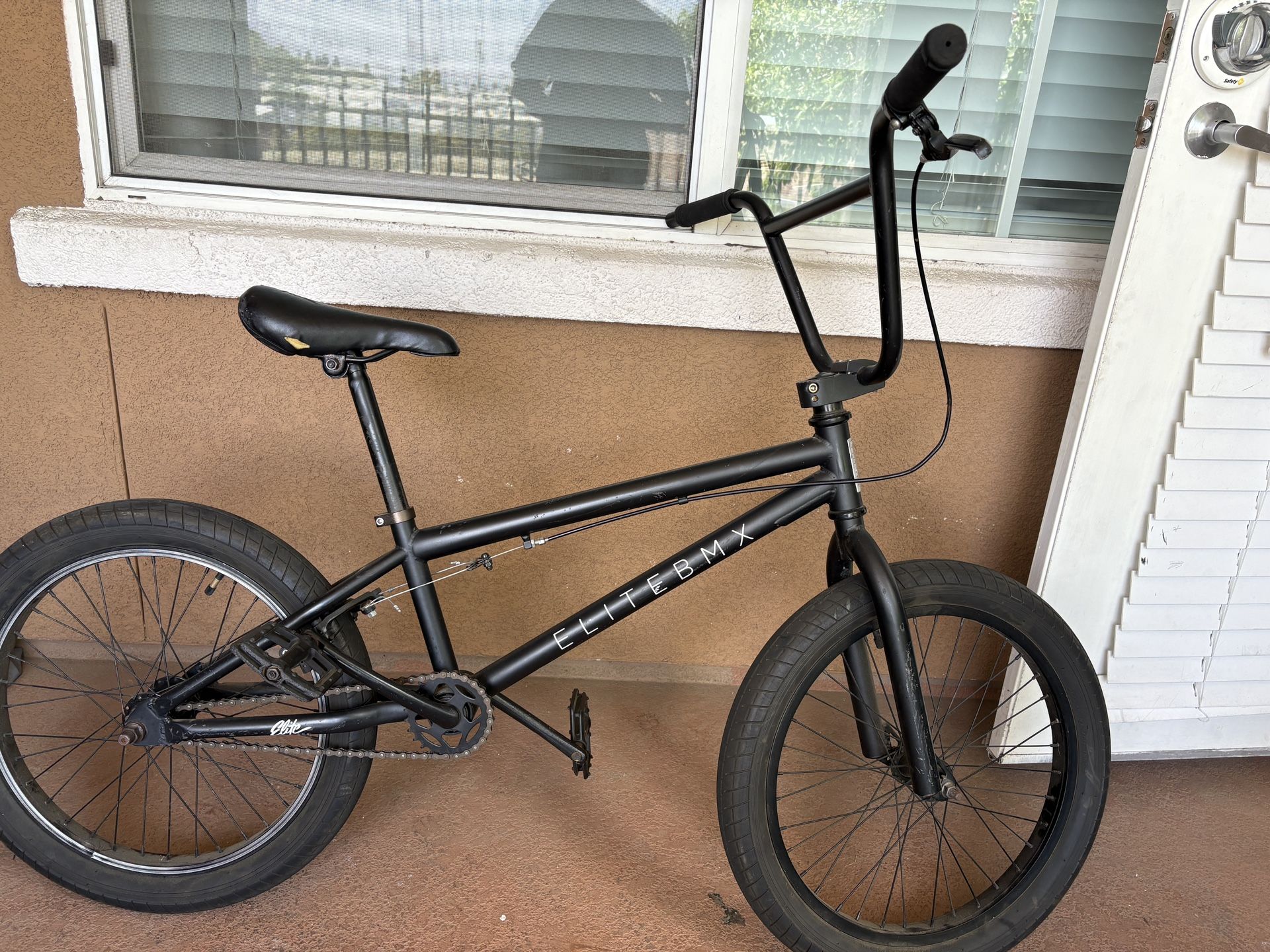 elite bmx bike