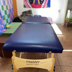 Master Massage Equipment 30 Coronado LX Portable Massage Table Package  Royal Blue for Sale in La Canada Flt, CA - OfferUp