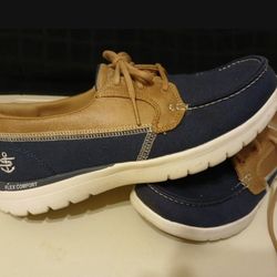 Ladies Skechers On The Go Size 9