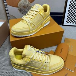 Men's yellow shoes and casual skate shoes