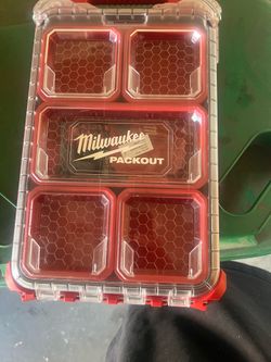 Milwaukee pack out  tray