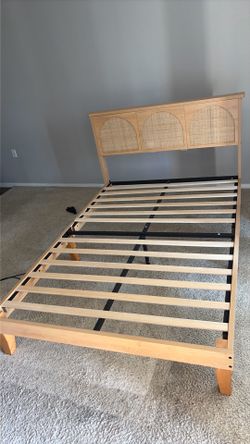 Full bed frame