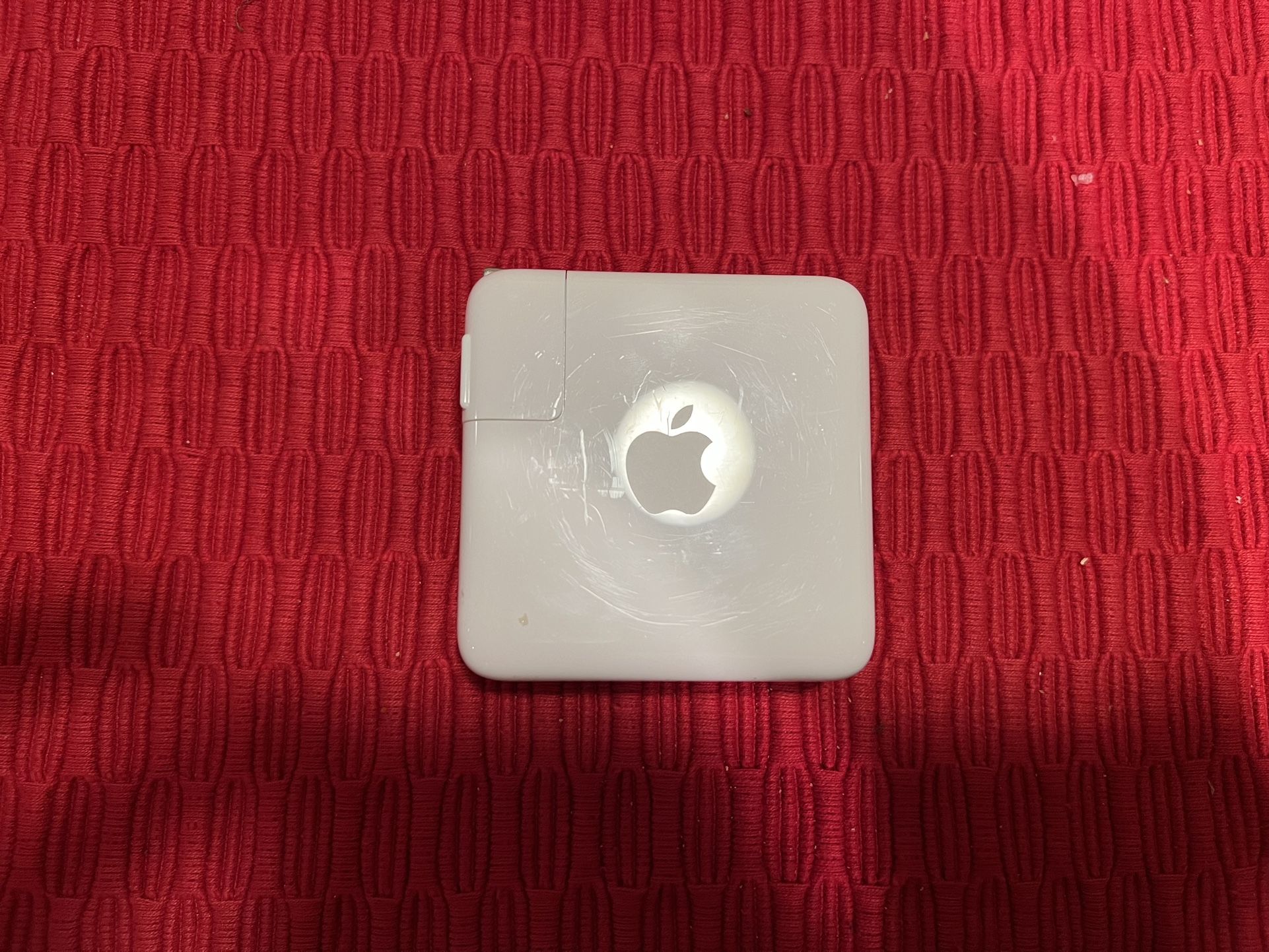Apple GENUINE POWER ADAPTER USB-C 67W A2518