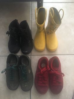 Boys shoes