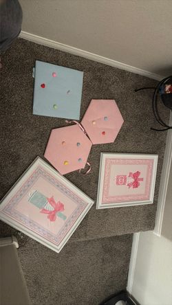 Frames and stinky note posters