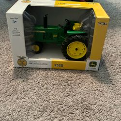 John Deere Tractor 
