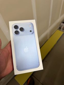 18 pro max 256 GBs sealed unlocked