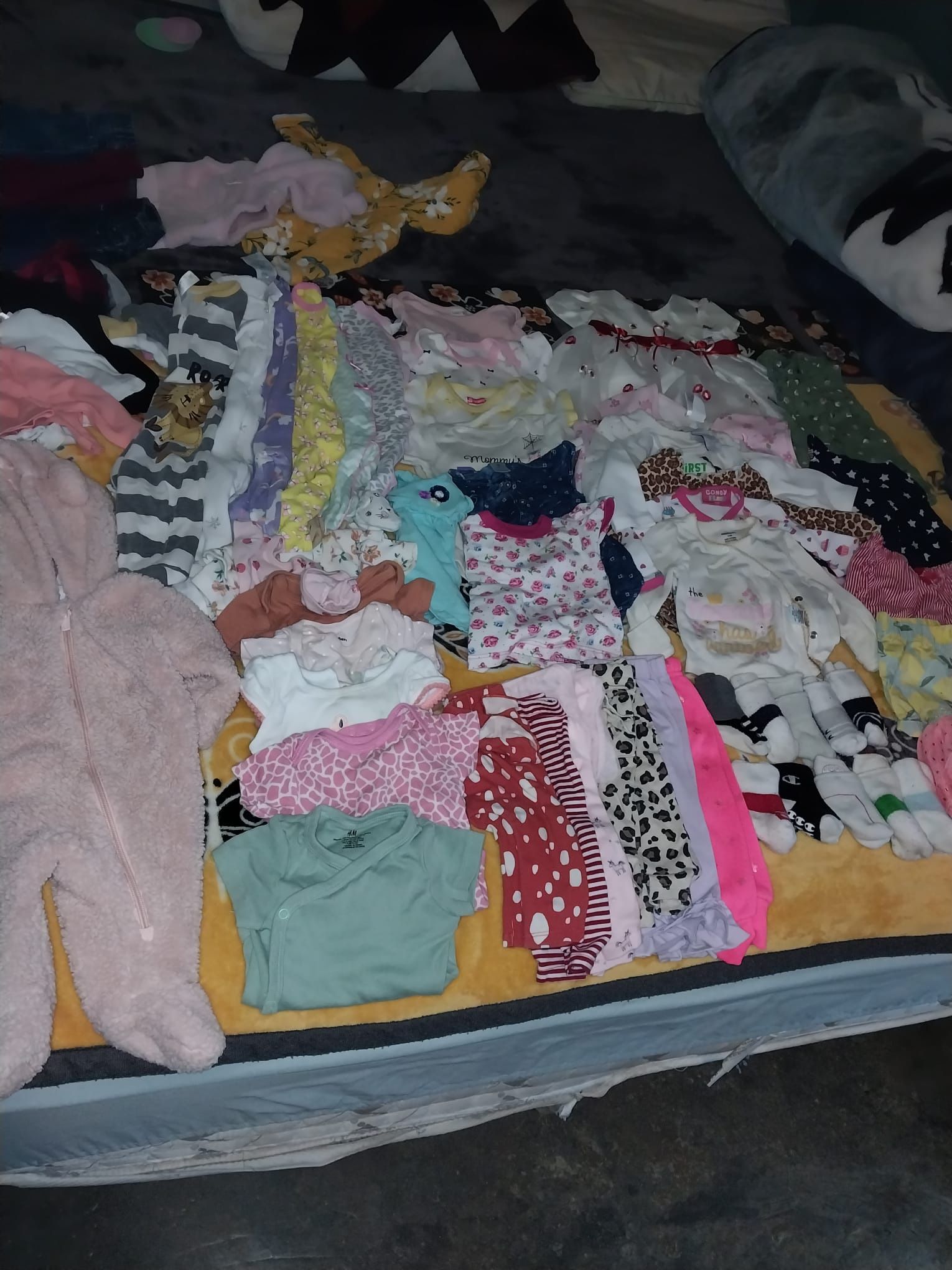 40+ Pieces Of Baby Girl Clothing