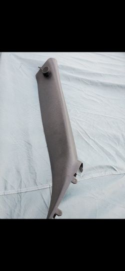 Windshield Pillar Trim Right Side 
  Gray   its passenger side
