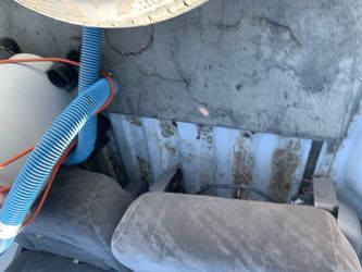 2 toyota van seats