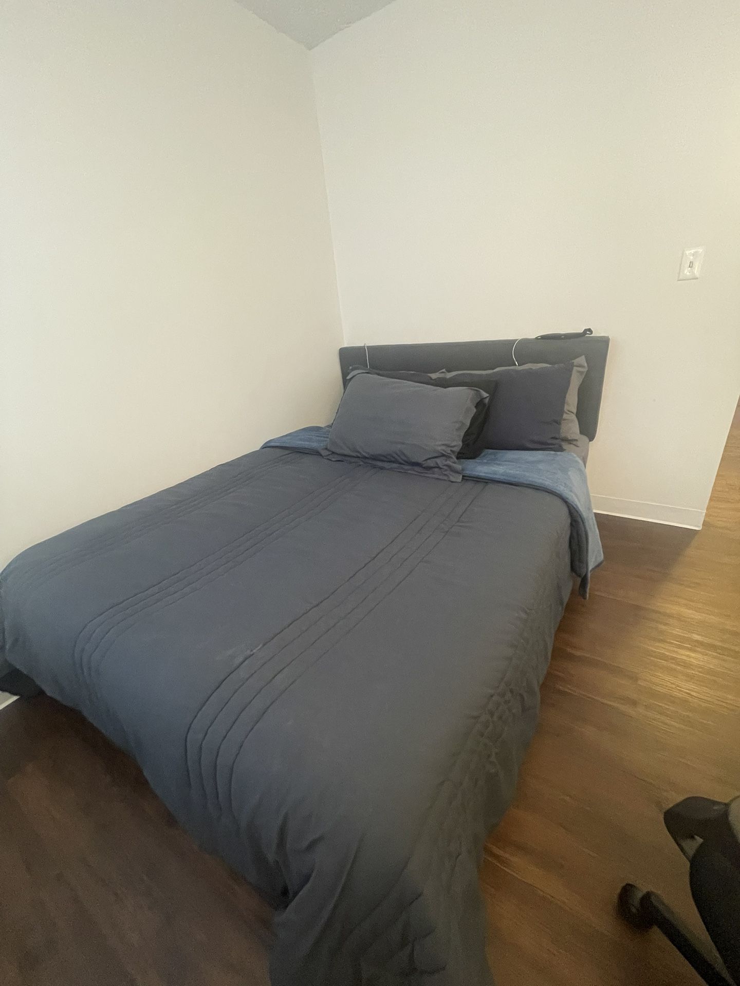 Queen Size Dark Grey Bed Frame And Mattress