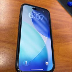 iPhone 16 Verizon unlocked with silicone apple oem case