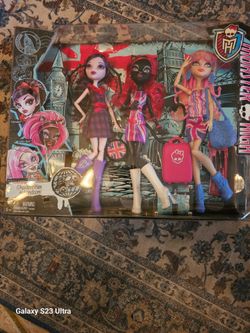 Monster High Ghoulebrities in Londoom 3-Doll Set