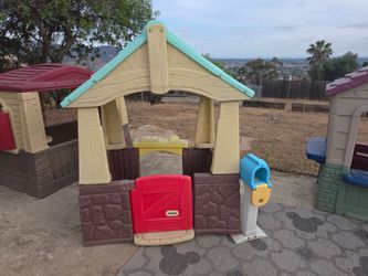 Little Tikes Cottage Playhouse