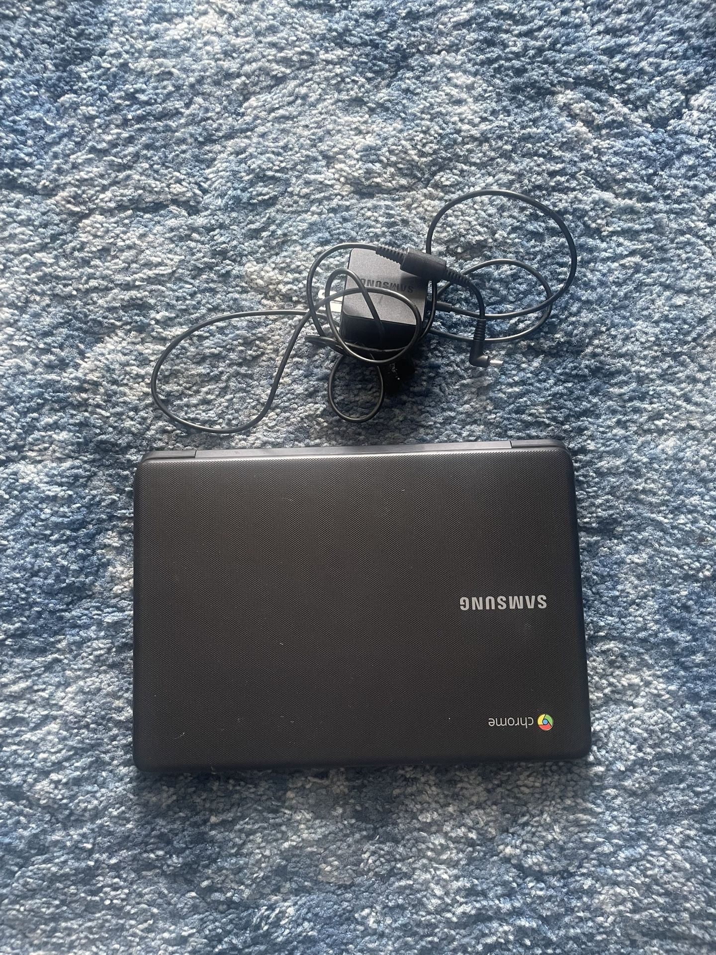 Samsung Chromebook w Charger