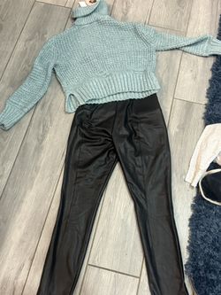 Sweater And Leggings 