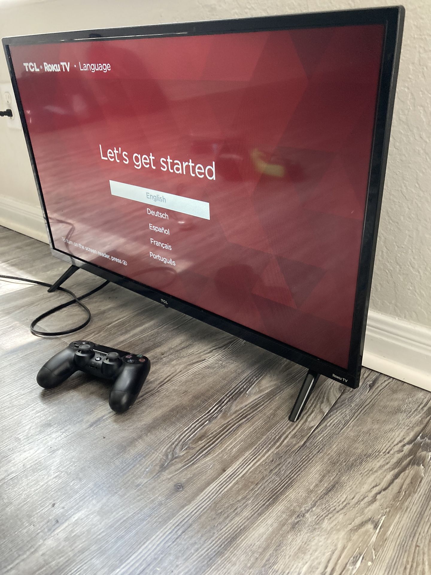 25” TCL ROKU SMART TV