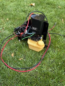 Mercruiser Tilt Trim assembly